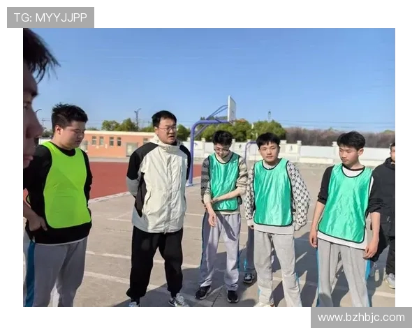 篮球激荡青春梦想闪耀赛场展现团队精神与拼搏力量 篮球激荡青春梦想闪耀赛场展现团队精神与拼搏力量