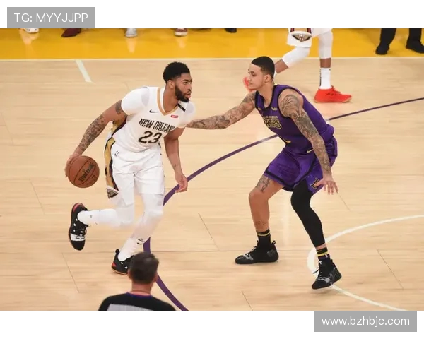 安东尼戴维斯率领湖人重燃冠军希望展现内线统治力 安东尼戴维斯率领湖人重燃冠军希望展现内线统治力