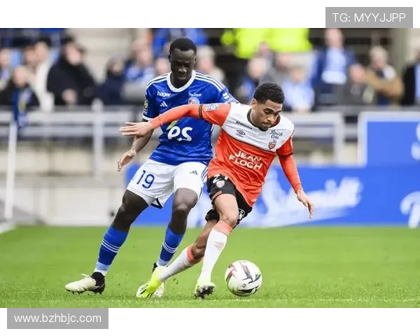 兰斯与史特拉斯堡足球对决精彩回顾及赛季展望分析